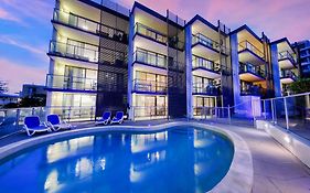 Merrima Court Holidays